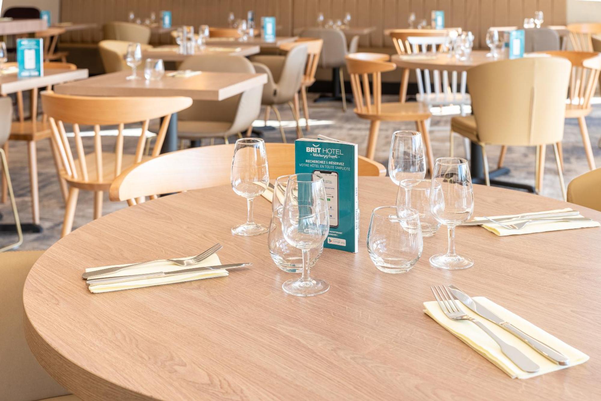 Brit Hotel Orleans St Jean De Braye - L'Antares سان جان دي براي المظهر الخارجي الصورة