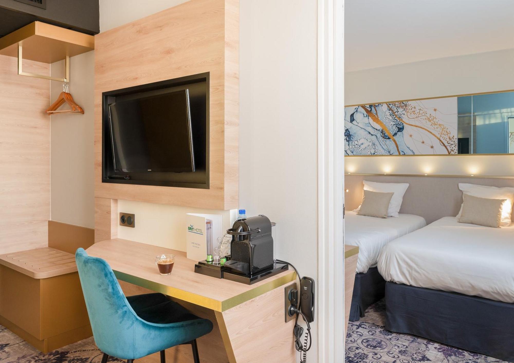 Brit Hotel Orleans St Jean De Braye - L'Antares سان جان دي براي المظهر الخارجي الصورة