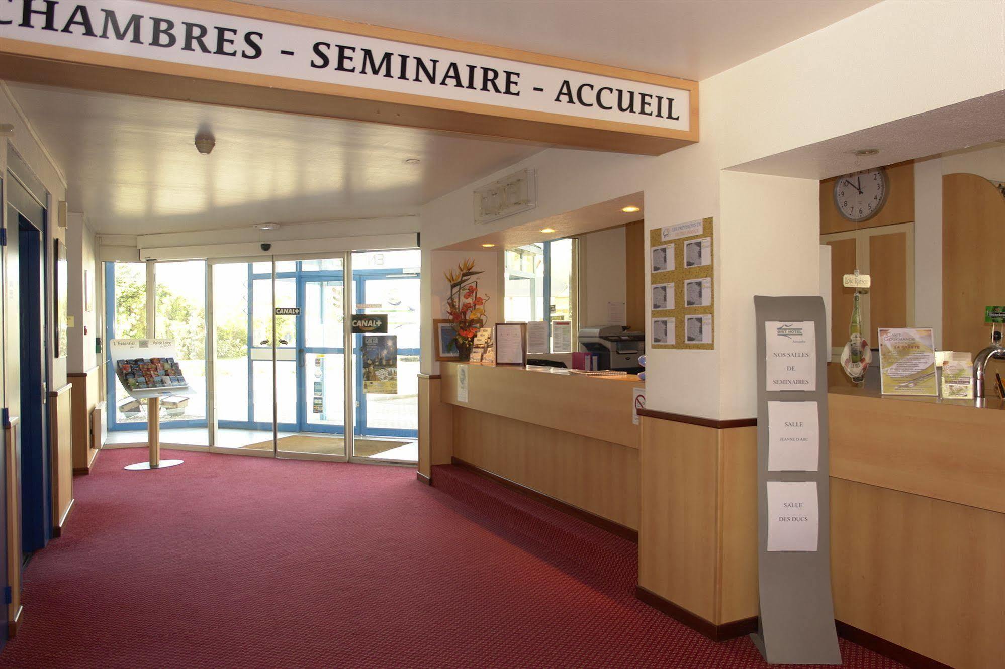 Brit Hotel Orleans St Jean De Braye - L'Antares سان جان دي براي المظهر الخارجي الصورة